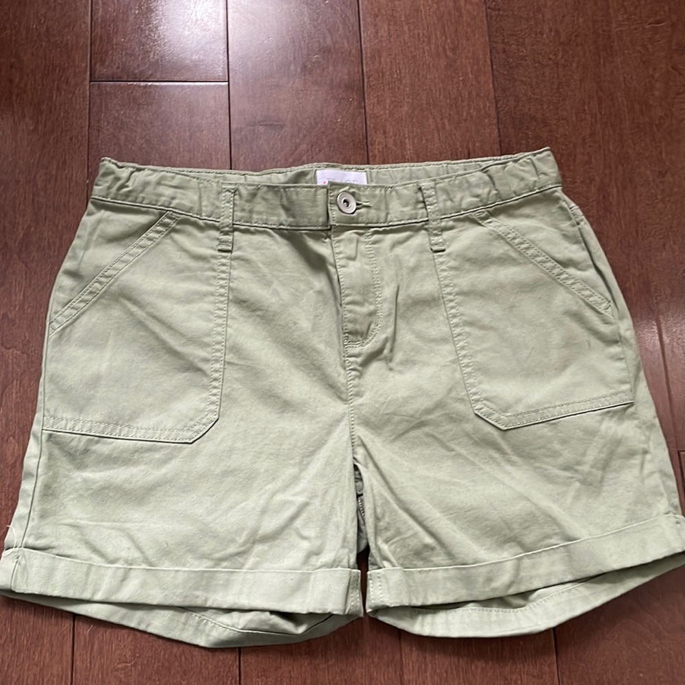 5/$25 Green Shorts